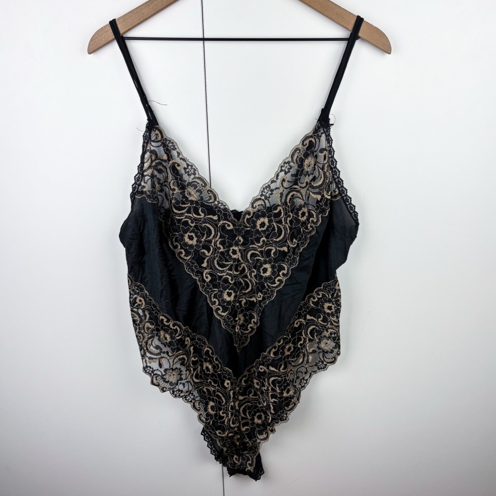 Vintage Delicates Black Gold Floral Lace V Neck Bodysuit Lingerie Nylon 20W Sexy